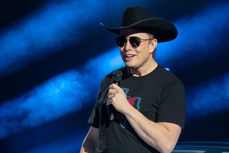 Elon Musk changes X terms to steer lawsuits to his favorite Texas court