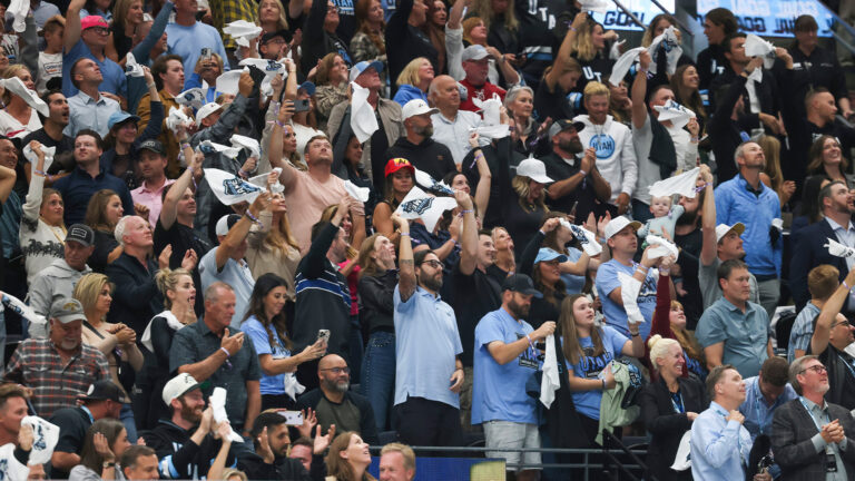 How Utah Hockey Club's stadium beer sales record compares to other NHL fans