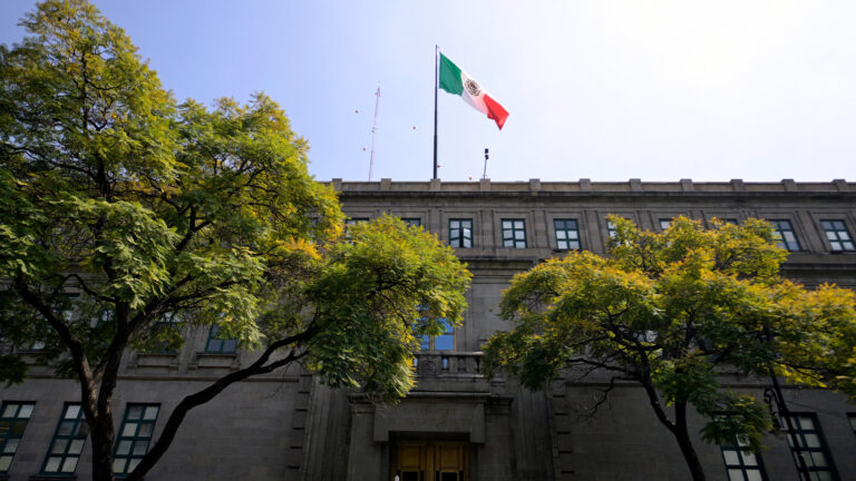 Mexico votes to end watchdog agencies, critics question gov't transparency