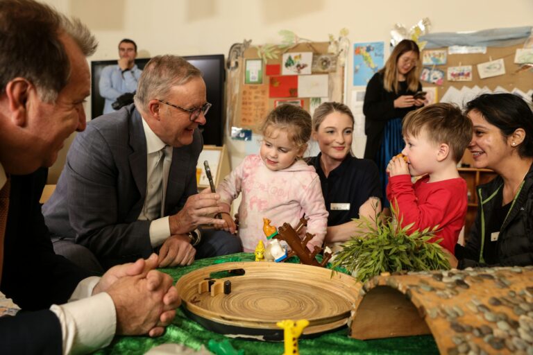 Anthony Albanese to promise three days subsidised child care without an activity test