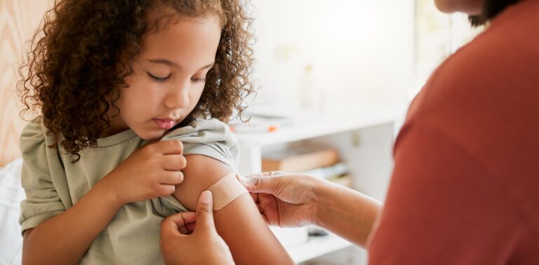 Can Florida really end vaccine mandates? What would this mean for the US and countries like Australia?