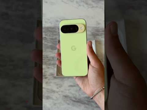 Unboxing Google’s New $799 Pixel 10 in Lemongrass ð²