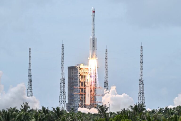 US intel officials “concerned” China will soon master reusable launch