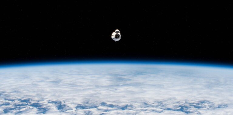 Should humans colonise space? We asked 5 experts