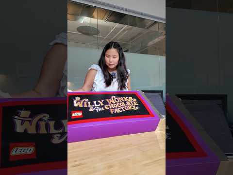 This is the Biggest Willy Wonka Chocolate Bar We’ve Ever Seen ð«