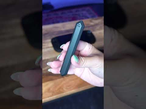 Unboxing Lenovo’s $1,099 Legion Go 2 Handheld Game Console ð®