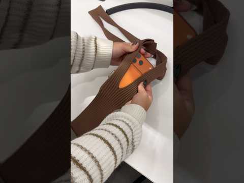 Unboxing Apple’s Long $230 iPhone Pocket in Cinnamon ð¤ð»