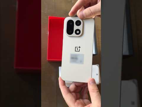 Unboxing the New OnePlus 15 in Sand Storm