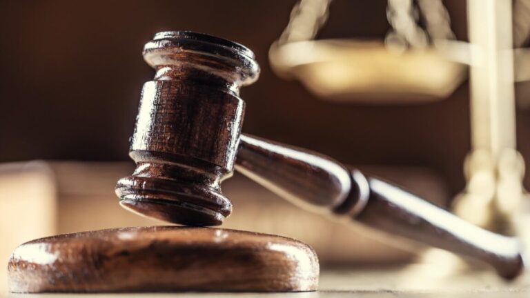 Judge orders stop to FBI search of devices seized from Washington Post reporter