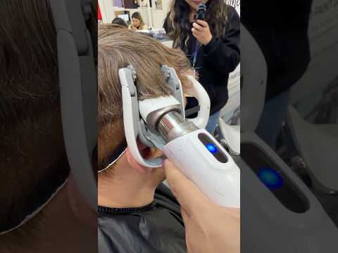 My Social Producer Cut My Hair at CES With Smart Clippers