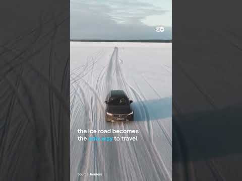 Estonia turns the frozen sea into roads | DW News