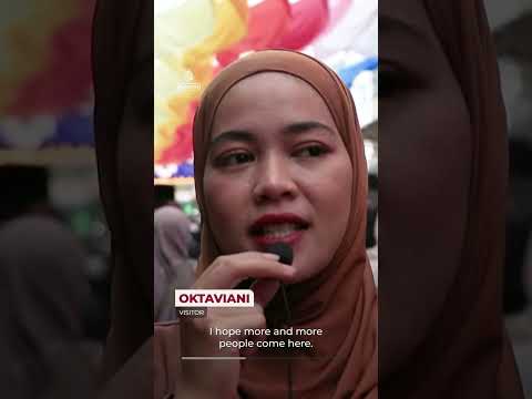 Indonesia mosque gives out 3,800 free meals every night of Ramadan | AJ #shorts