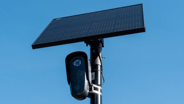 FBI seeks US-wide access to license plate cameras, wants