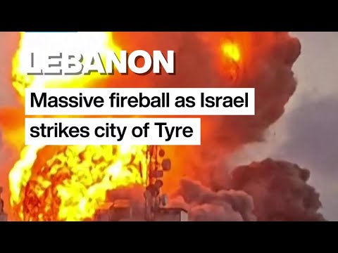 Lebanon: Massive fireball as Israel strikes city of Tyre • FRANCE 24 English