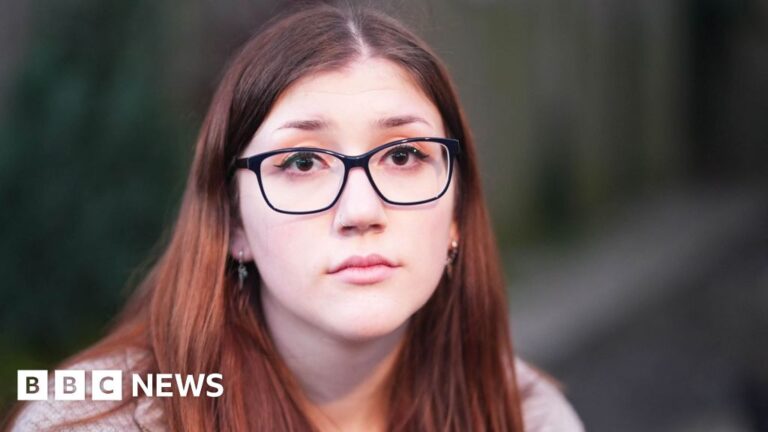 'We knew somebody would die': Teenage patients'ignored' before fatal NHS trust failures