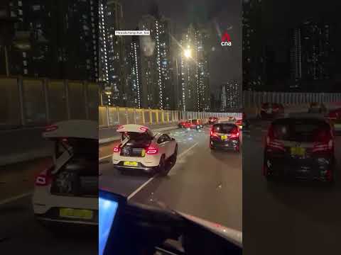 2 passengers killed in Hong Kong after taxi collides with van