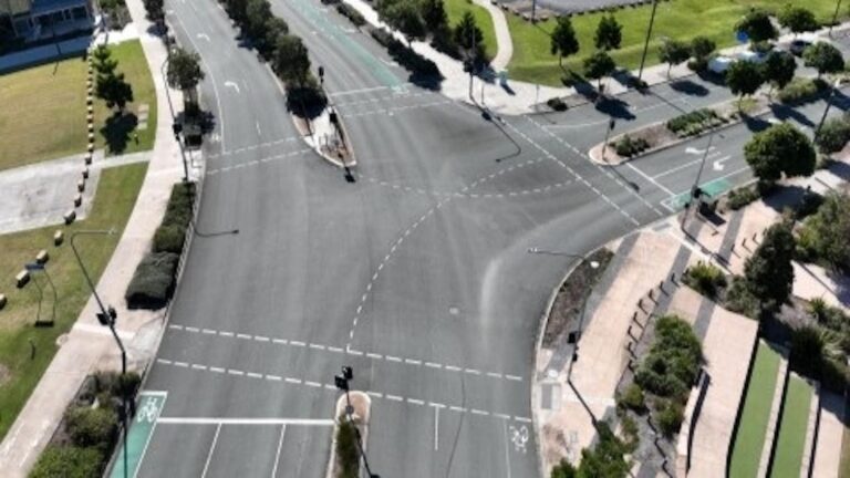 New trial of AI-powered traffic lights will be a test for who gets priority on public roads