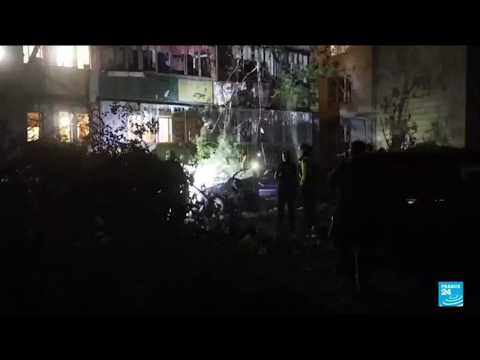 Massive Russian strikes hit Kyiv killing several people • FRANCE 24 English