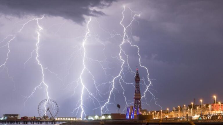 Thunderstorms and gusty winds set to continue into Bank Holiday Monday