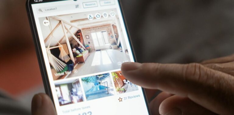 Personality tests, dodgy reward programs, AI bots: how rent tech platforms make renting a ‘dehumanising’ experience