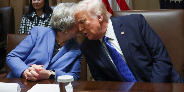 'Everybody's funeral': Trump biographer smells panic in the White House