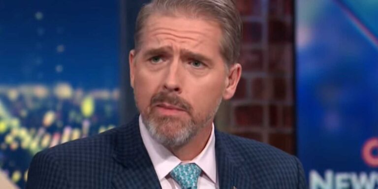 Former congressman cackles in Scott Jenning’s face