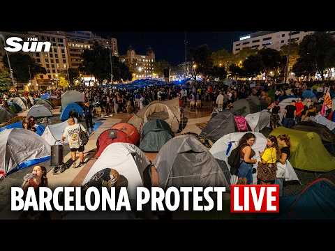 LIVE: Protesters march in downtown Barcelona amid housing crisis