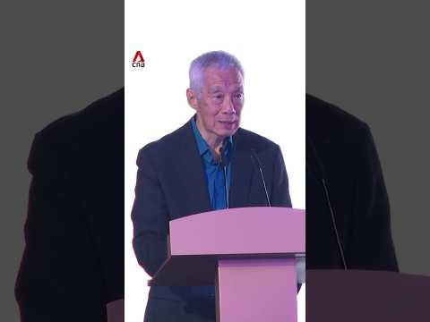 Singapore Port Workers Union must remain'forward-looking' as industry advances: SM Lee