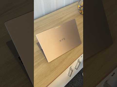 Unboxing the $1,199 Dell XPS Googlebook